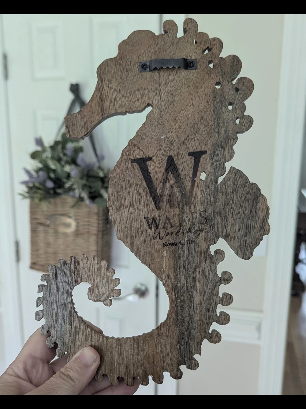 Watts Workshop Seahorse Wall Hanging Plaque Gold Resin Wood Art